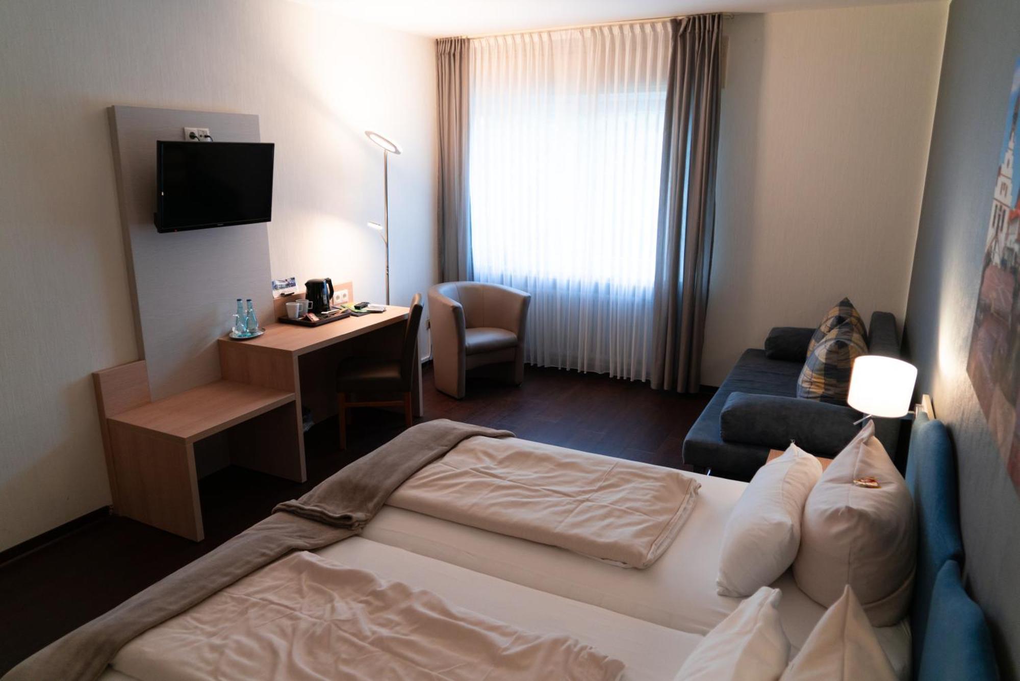 Hotel-Restaurant Kolpinghaus Lingen Eksteriør billede